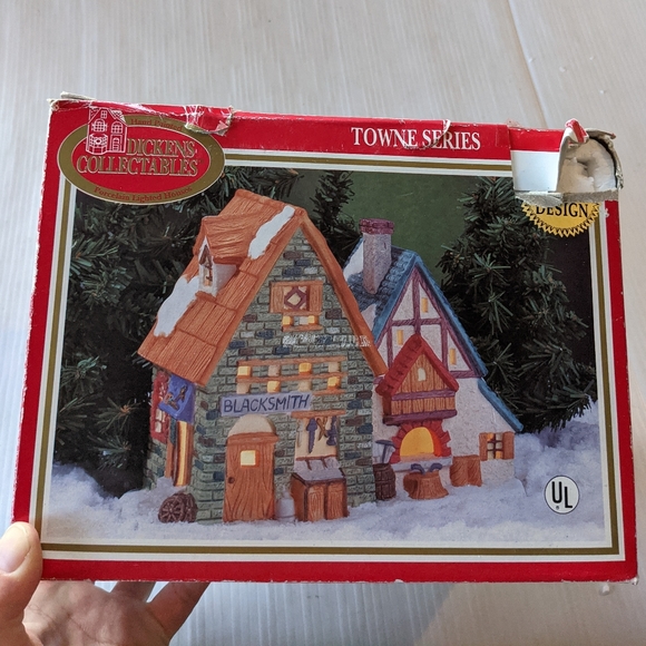 Dickens Village Collectibles Blacksmith Porcelain Lighted House Towne Series - Picture 15 of 15